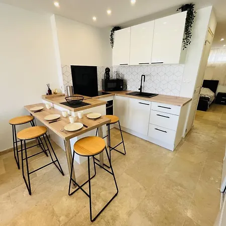 2 Couchages Cap D'agde Naturisme Cn030-345