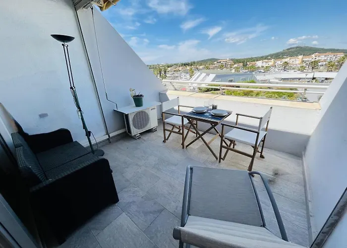 2 Couchages Cap D'agde Naturisme Cn030-345 * Agde